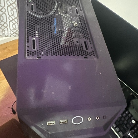 CyberPower Prebuilt Gaming PC – Gently Used - Picture 5 of 10